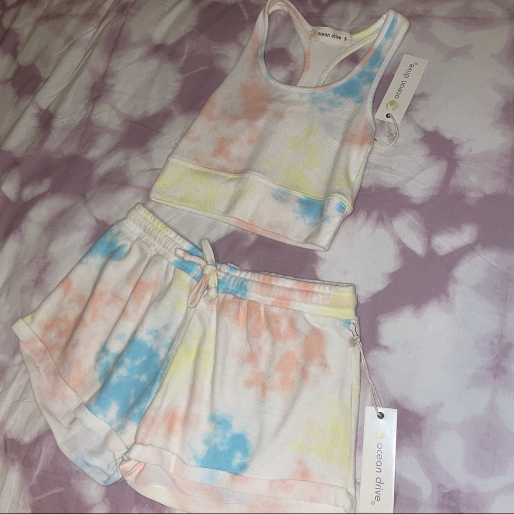 Ocean Drive Tie Dye Set NWT
